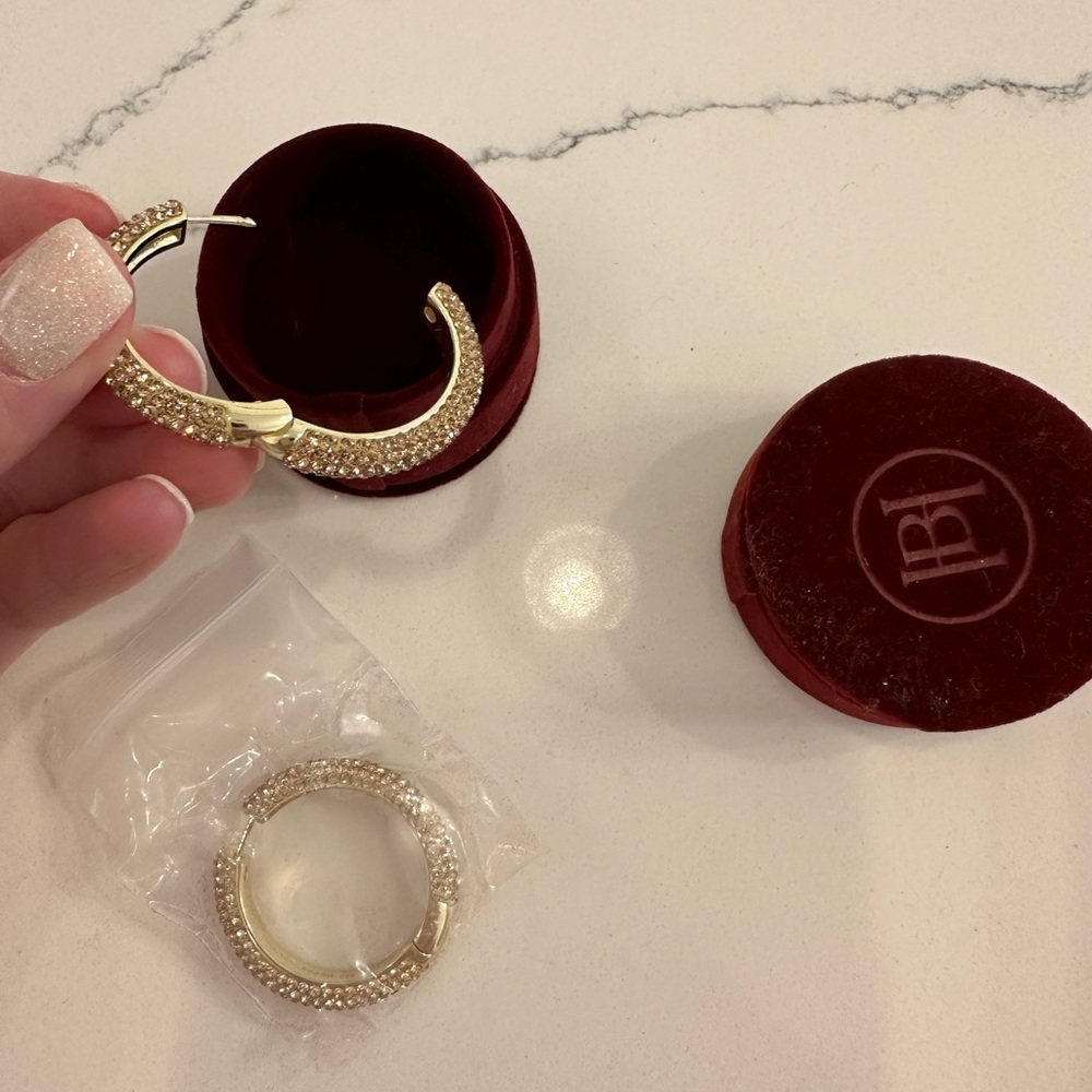 HILLBERG&BERK Sparkle Hoops - Large